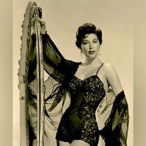 Meet your Posher, Peter